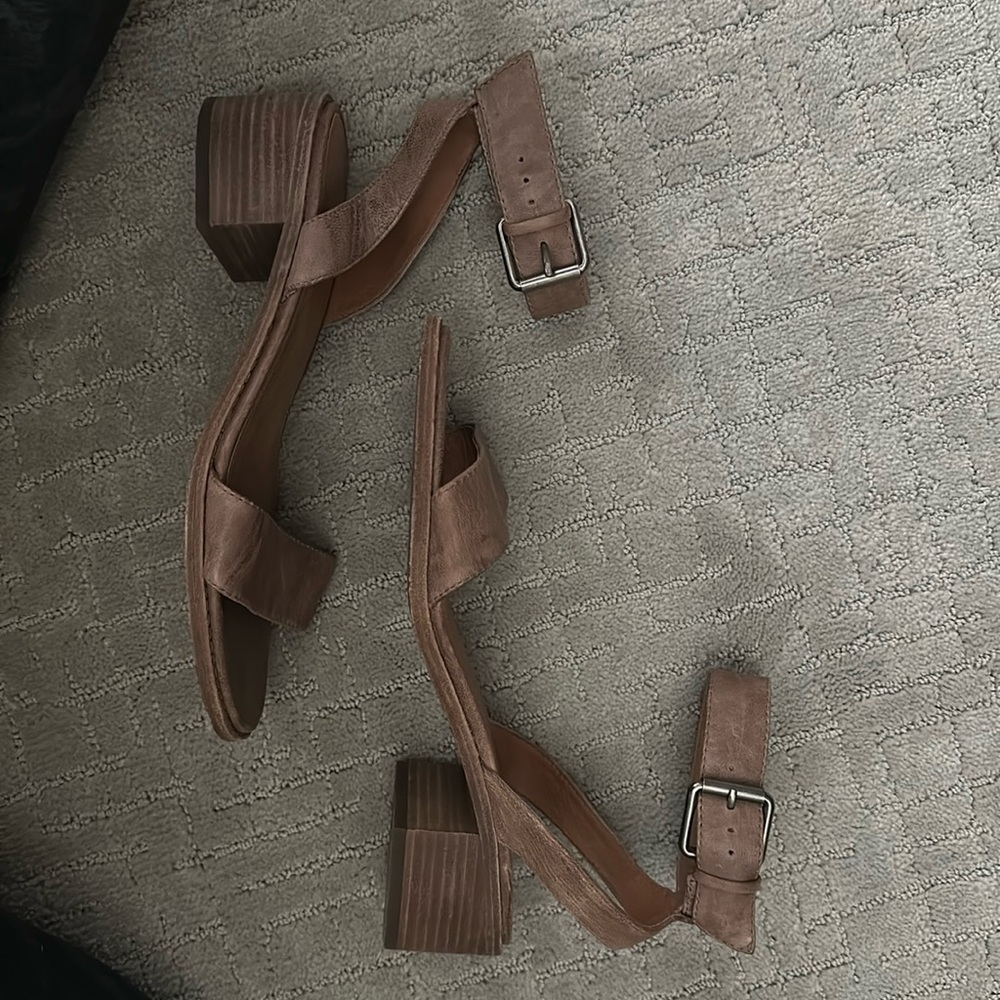 Frye “Cindy” 2 Piece Block Heel Sandal Gray